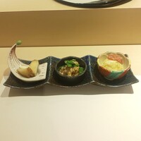 すし尽誠 - いぶりがっこチーズ、鳥の金山寺みそ和え、ポテトサラダ鯛の酒盗