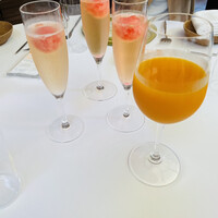 ヌキテパ - 珍しい西瓜ののシャンパンとオレンジジュース