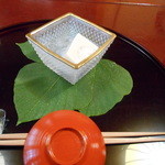 虎屋 壺中庵 - ごま豆腐