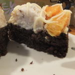 雪ノ下工房 - 黒いパンケーキ断面