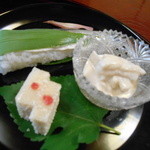 虎屋 壺中庵 - 白ずいき・鱧の子・鮎寿司