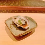 鮨 尚充 - 生牡蠣