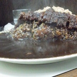 カツカレー大盛☆アツアツの湯気が食欲をそそります☆