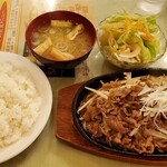 三好弥 - 牛肉鉄板焼きセット