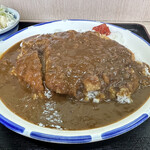 御食事処勝美 - 見た目ほどルーは少なめ。おそらくレトルトですかね。