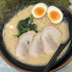 濃厚とんこつ 金沢家 - 