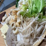 Beans and Mai.Cul - すき焼き用の有機野菜と、糸こんにゃく豆腐ちくわぶ