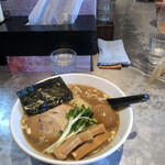 麺 やまらぁ - 