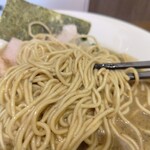 煮干し中華蕎麦 山崎 - 麺は極細ストレート