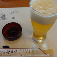 鰻割烹 伊豆栄 本店 - 生ビール：７１４円