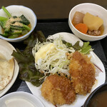 ささら - チキンカツ 肉じゃが