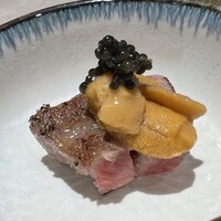 鉄板焼 ステーキ 北野坂 - A5黒毛和牛リブロース一口の贅沢　雲丹、キャビア