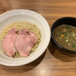 Isai - 限界煮干つけ麺　1200円