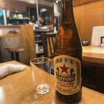 餃子楼 - サッポロラガービール赤星 中瓶680円