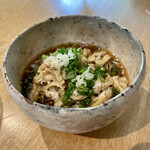 蕎麦 Hajime - きつねそば　細く刻んだ油揚げ、大根おろし、ネギ　蕎麦は細く、蕎麦も出汁もキンキンに締めてる