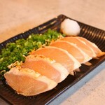 Izakaya Ichie - 鶏のたたき　　　　　　　　ポン酢orしょうが醤油