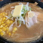 北海道らぁめん伝丸 - 濃厚味噌バタコンラーメン