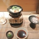 日本料理 百屋 - 湯とうふ