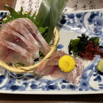 庄や - イサキ刺身