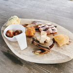 Cafe & Wine bar O-de-Pa-ru - 烟熏拼盘