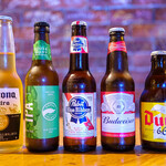 DRUNK BEARS - ボトルビールも定番の物から珍しい物まで取り揃えております。