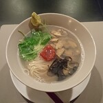 Chicken Shells - 貝汁ラーメン