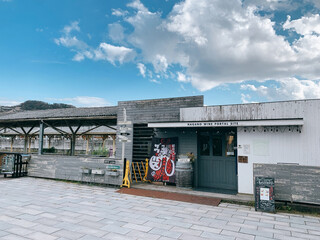 カフェ&ワインバー オーデパール - 外観（昼間）