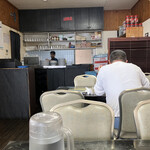 パーク ラホーリー レストラン - 