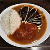 KARA-KUSA curry - 赤黒ハーフ＆ハーフ（200g）　1,000円⇨950円