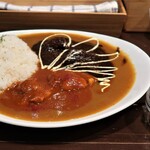 カラクサカレー - 赤黒ハーフ＆ハーフ（200g）　1,000円⇨950円