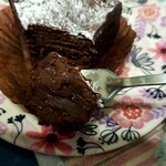 YATSUDOKIYA CAFE - お土産で買ったフォンダンショコラ
      
      めっちゃチョコ！めっちゃ濃厚(*´д｀*)ﾊｧﾊｧ美味し‼️