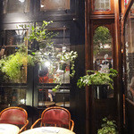 小さなテラス付き