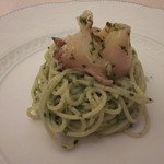 冷製フェデリーニ　つぶ貝のジェノベーゼソース
