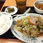 日高屋 - 肉入り野菜炒め