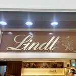 Lindt Chocolat Cafe Nagoya Lachic - 看板