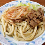 吉田のうどん はちべぇ - 麺