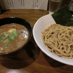 つけ麺　寅 - 胚芽麺(味玉入り)