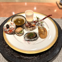 懐食みちば - ②前菜 新もづく茶碗蒸 鮑柔らか煮 白和え最中 蛍烏賊酢味噌 黄金チーズ