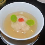 桜田 - ハス蒸です。ユリ根と新銀杏。