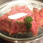 肉バル 京城 - カルビ 1200円