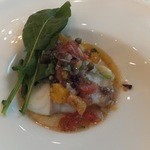 マリーゴールド門司港迎賓館 - おすすめ白身魚のオーフー　じゃがいもピューレとアンティボワーズソース