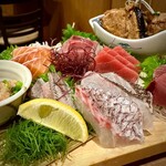 Sushi Izakaya Taroumaru - 鮮度もなかなか