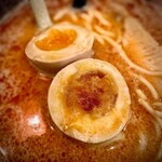 担々麺 麺山椒 - 濃厚な旨さの味玉¥140