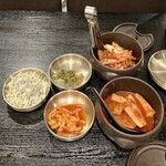 赤坂韓国料理・焼肉 兄夫食堂 - ランチに付くお通し