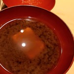 銀座 しのはら - 赤だし（豆腐）