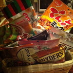 乾き物はどれでも1つ200円