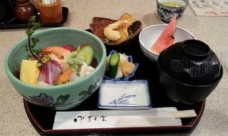 Uoichi - 海鮮丼　９８０円