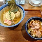 ヨコクラストアハウス - 