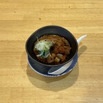 Oden To Gyosai Marushin - 豚ホルモントマト煮込み