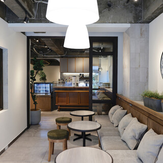 ランチから女子会・デートまで◎駅近にあるおしゃれなお店♪